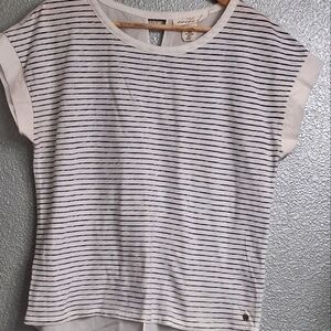 H & M L.O.G.G. Black Striped Hi/Low Top    Size M